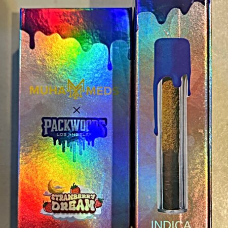 STRAWBERRY DREAM INFUSED KIEF COVERED BLUNT