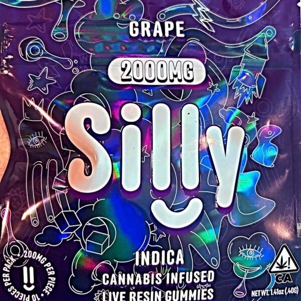 GRAPE 2000MG GUMMY SQUARES BY SILLY (SUPER STRONG!)